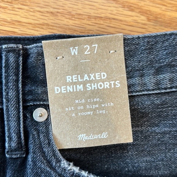 Madewell relaxed denim shorts - Picture 2 of 4